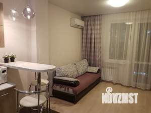 Студия квартира, посуточно, 32м2, 17/19 этаж