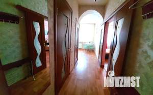 1-к квартира, посуточно, 38м2, 2/4 этаж