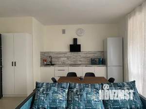 Студия квартира, посуточно, 38м2, 1/10 этаж