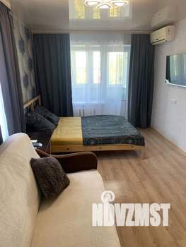 1-к квартира, посуточно, 32м2, 3/3 этаж