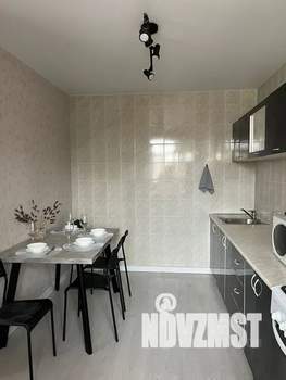 1-к квартира, посуточно, 40м2, 4/9 этаж