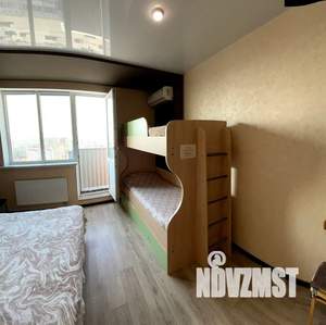 Студия квартира, посуточно, 32м2, 19/20 этаж