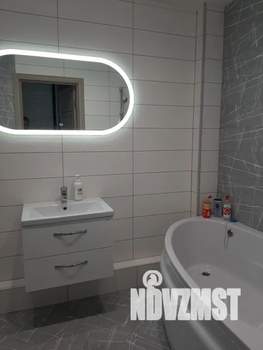 2-к квартира, посуточно, 40м2, 13/19 этаж