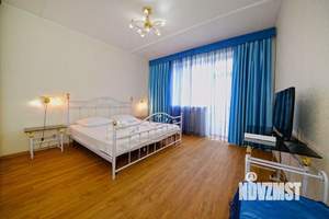 3-к квартира, посуточно, 100м2, 1/1 этаж