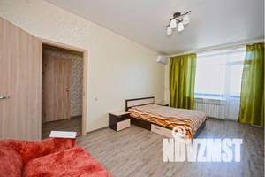 1-к квартира, посуточно, 35м2, 4/5 этаж