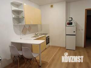 Студия квартира, посуточно, 31м2, 13/16 этаж