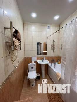 Студия квартира, посуточно, 37м2, 5/5 этаж