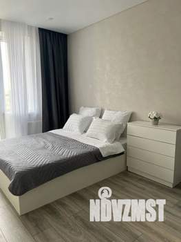 1-к квартира, посуточно, 44м2, 7/10 этаж