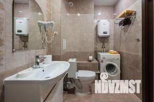 1-к квартира, посуточно, 56м2, 18/22 этаж