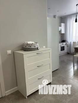 Студия квартира, посуточно, 39м2, 5/22 этаж