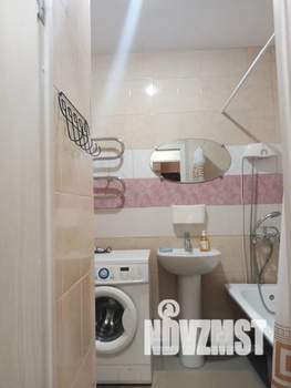 2-к квартира, посуточно, 40м2, 6/10 этаж