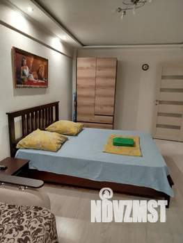 1-к квартира, посуточно, 32м2, 3/5 этаж