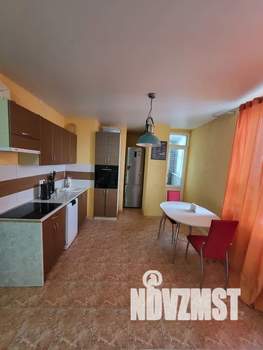 Студия квартира, посуточно, 35м2, 10/10 этаж