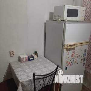 2-к квартира, посуточно, 42м2, 4/5 этаж