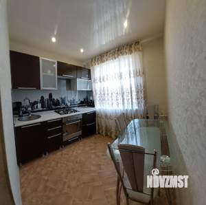 3-к квартира, посуточно, 45м2, 5/5 этаж