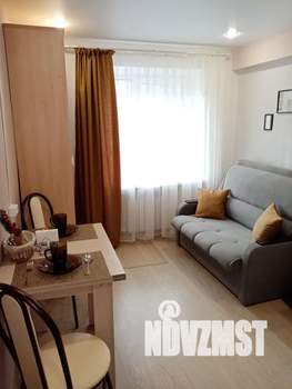Студия квартира, посуточно, 12м2, 1/5 этаж