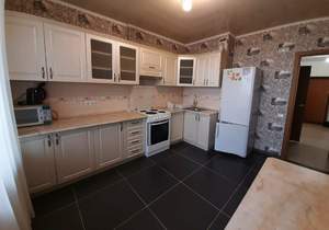 1-к квартира, на длительный срок, 60м2, 4/17 этаж