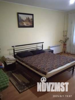 1-к квартира, посуточно, 41м2, 3/6 этаж