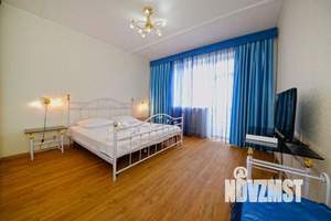 2-к квартира, посуточно, 100м2, 1/1 этаж