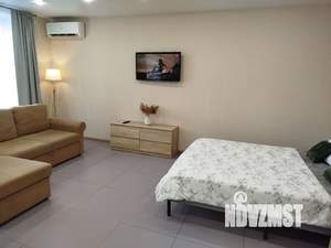 Студия квартира, посуточно, 42м2, 10/12 этаж