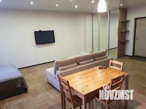 Студия квартира, посуточно, 54м2, 23/24 этаж