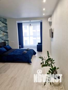 Студия квартира, посуточно, 35м2, 14/23 этаж