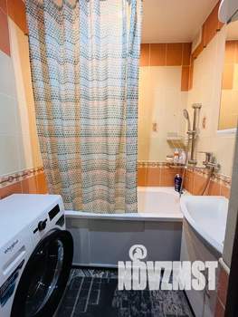 1-к квартира, посуточно, 39м2, 4/9 этаж