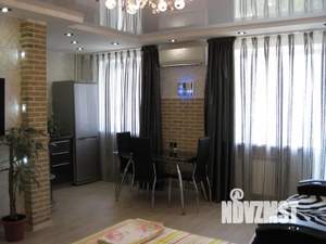 Студия квартира, посуточно, 32м2, 2/5 этаж