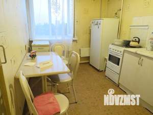 1-к квартира, посуточно, 35м2, 4/9 этаж