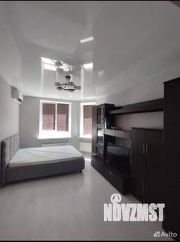 1-к квартира, посуточно, 50м2, 1/9 этаж