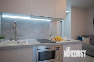 Студия квартира, посуточно, 32м2, 12/21 этаж