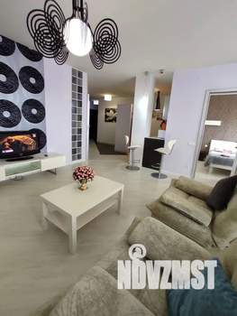 2-к квартира, посуточно, 68м2, 6/10 этаж