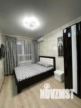 Студия квартира, посуточно, 30м2, 9/33 этаж