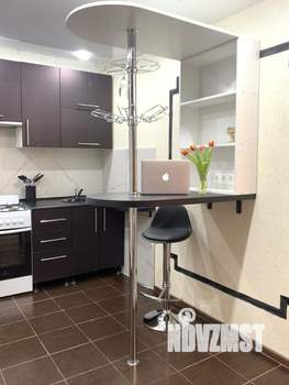 3-к квартира, посуточно, 52м2, 1/1 этаж