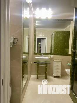 1-к квартира, посуточно, 70м2, 18/25 этаж