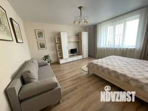 1-к квартира, посуточно, 38м2, 8/10 этаж