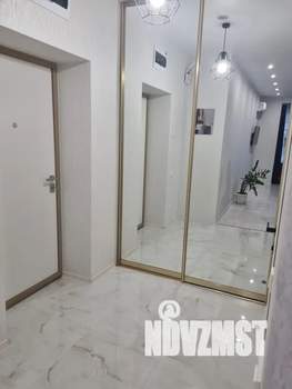 Студия квартира, посуточно, 35м2, 14/23 этаж