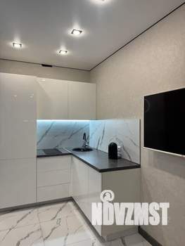 Студия квартира, посуточно, 40м2, 17/22 этаж