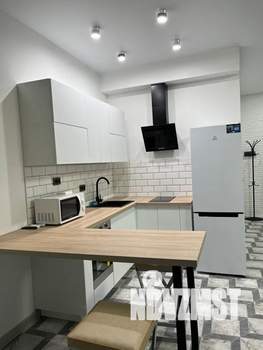 Студия квартира, посуточно, 42м2, 6/16 этаж