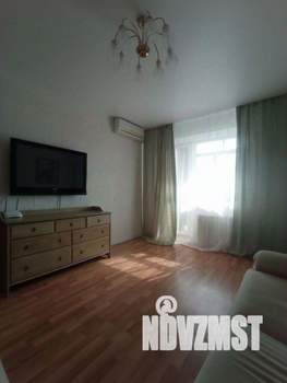 1-к квартира, посуточно, 60м2, 1/1 этаж