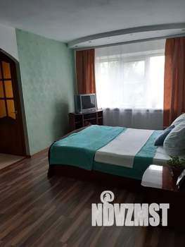 1-к квартира, посуточно, 30м2, 3/5 этаж