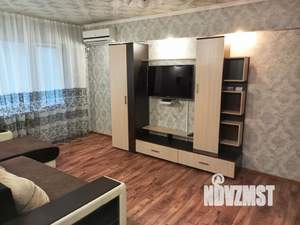 3-к квартира, посуточно, 60м2, 2/5 этаж