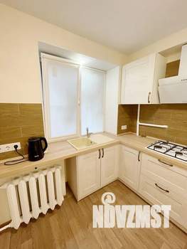 2-к квартира, посуточно, 52м2, 1/5 этаж