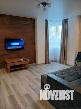 2-к квартира, посуточно, 62м2, 3/17 этаж