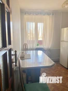 2-к квартира, посуточно, 52м2, 5/10 этаж