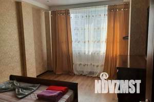 3-к квартира, посуточно, 70м2, 18/23 этаж