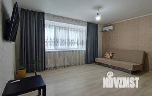 2-к квартира, посуточно, 52м2, 13/22 этаж
