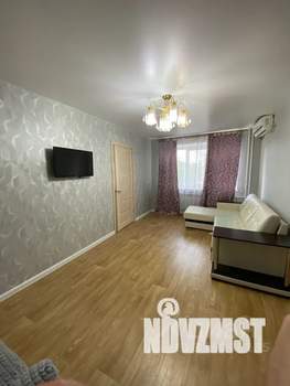 2-к квартира, посуточно, 45м2, 1/5 этаж