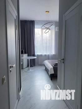 1-к квартира, посуточно, 18м2, 1/1 этаж