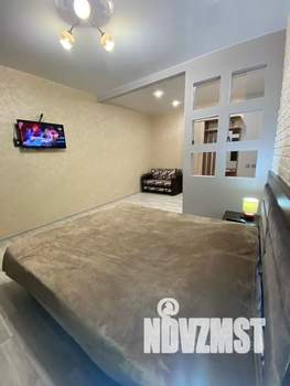 1-к квартира, посуточно, 40м2, 8/9 этаж